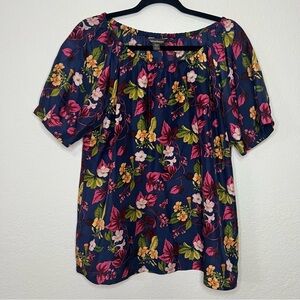 Tommy Bahama Silk Floral Button Up Shirt Blouse Tropical Resort Womens Medium